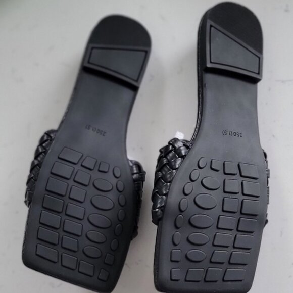 Square Toe Sandals - Picture 5 of 9